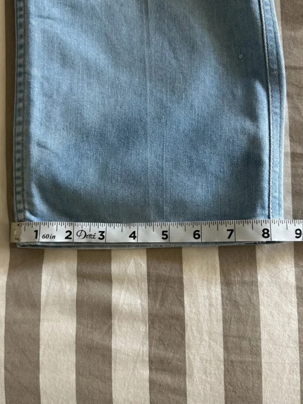Vintage Levi's Action Jeans Light Wash Size 32 x 28